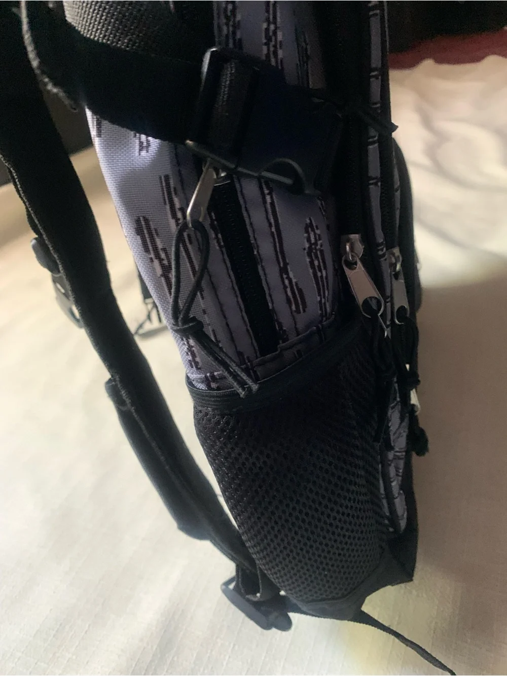 Men's Gray Patterned Multi-Pocket Backpack